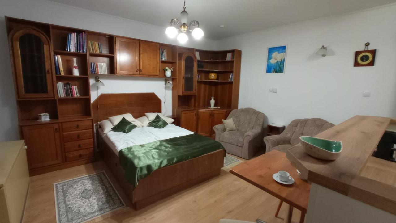 Londira Apartman Heviz Ngoại thất bức ảnh