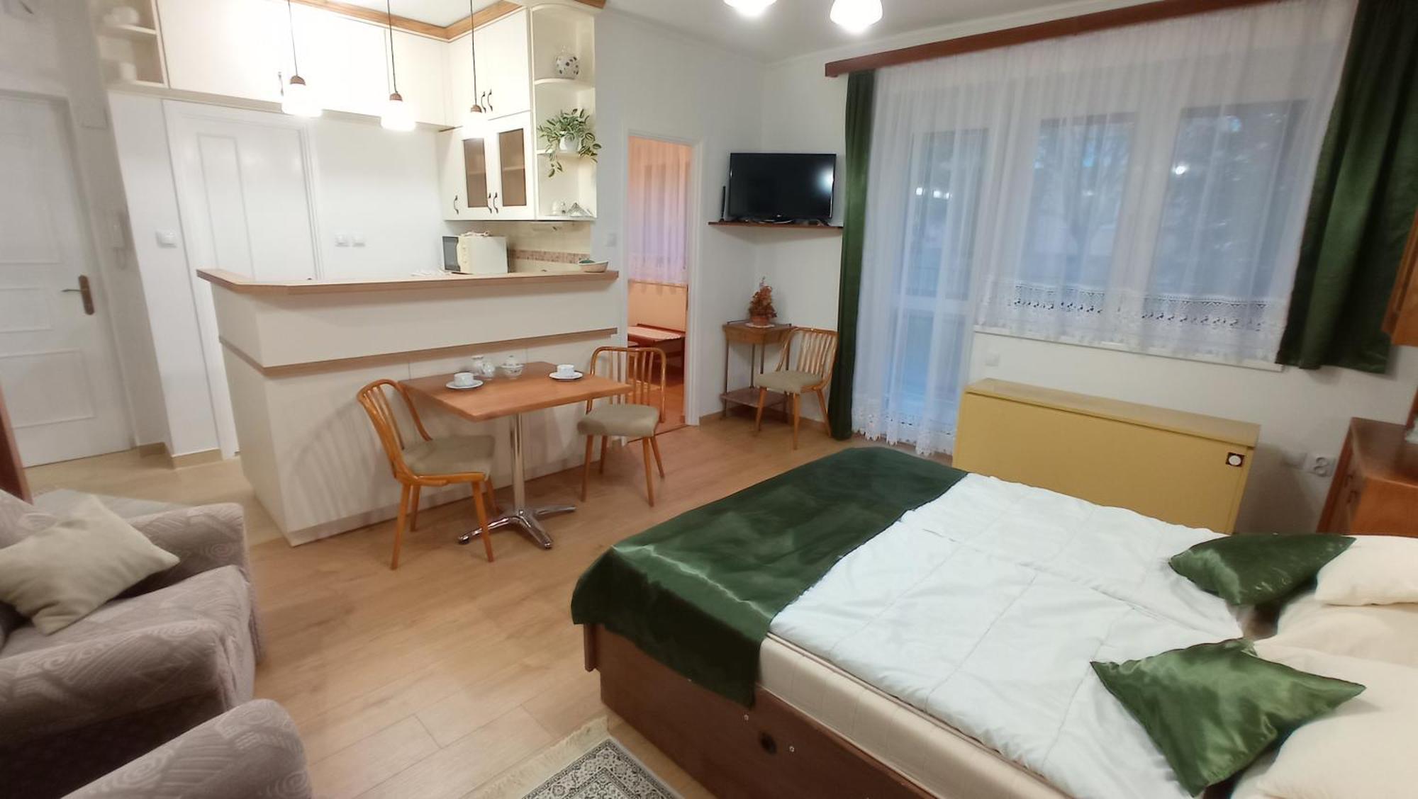 Londira Apartman Heviz Ngoại thất bức ảnh
